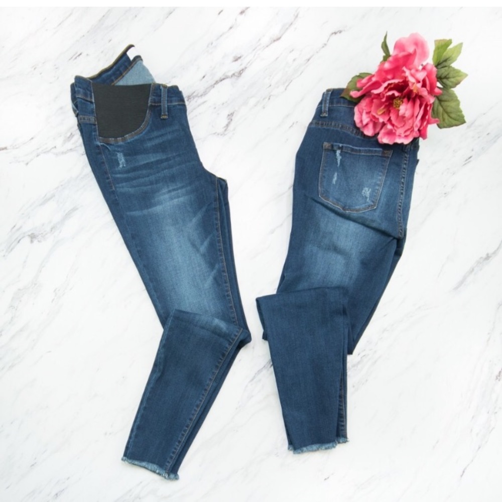 KanCan Maternity Jeans